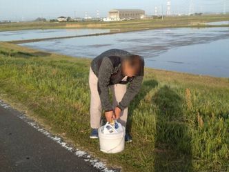 �e�b������